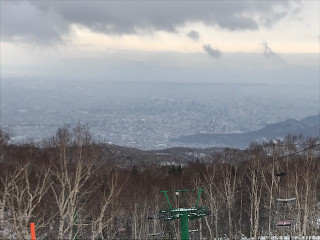 ちょっとだけスキー用品も！！