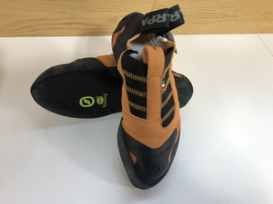 クライミングシューズ入荷！